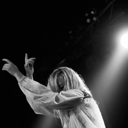 16.06.11 Austra