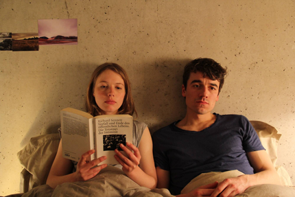 8985_Anna_Alex_BuchBettweb