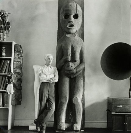 Hermann Landshoff, Max Ernst im Haus von Peggy Guggenheim, New Yrok, Herbst 1942