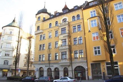Eckhaus an der Lindwurmstraße 205