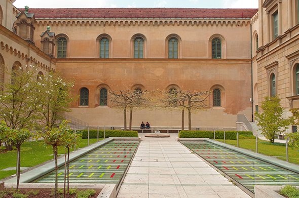 RESIDENZ HOFGARTEN fertig