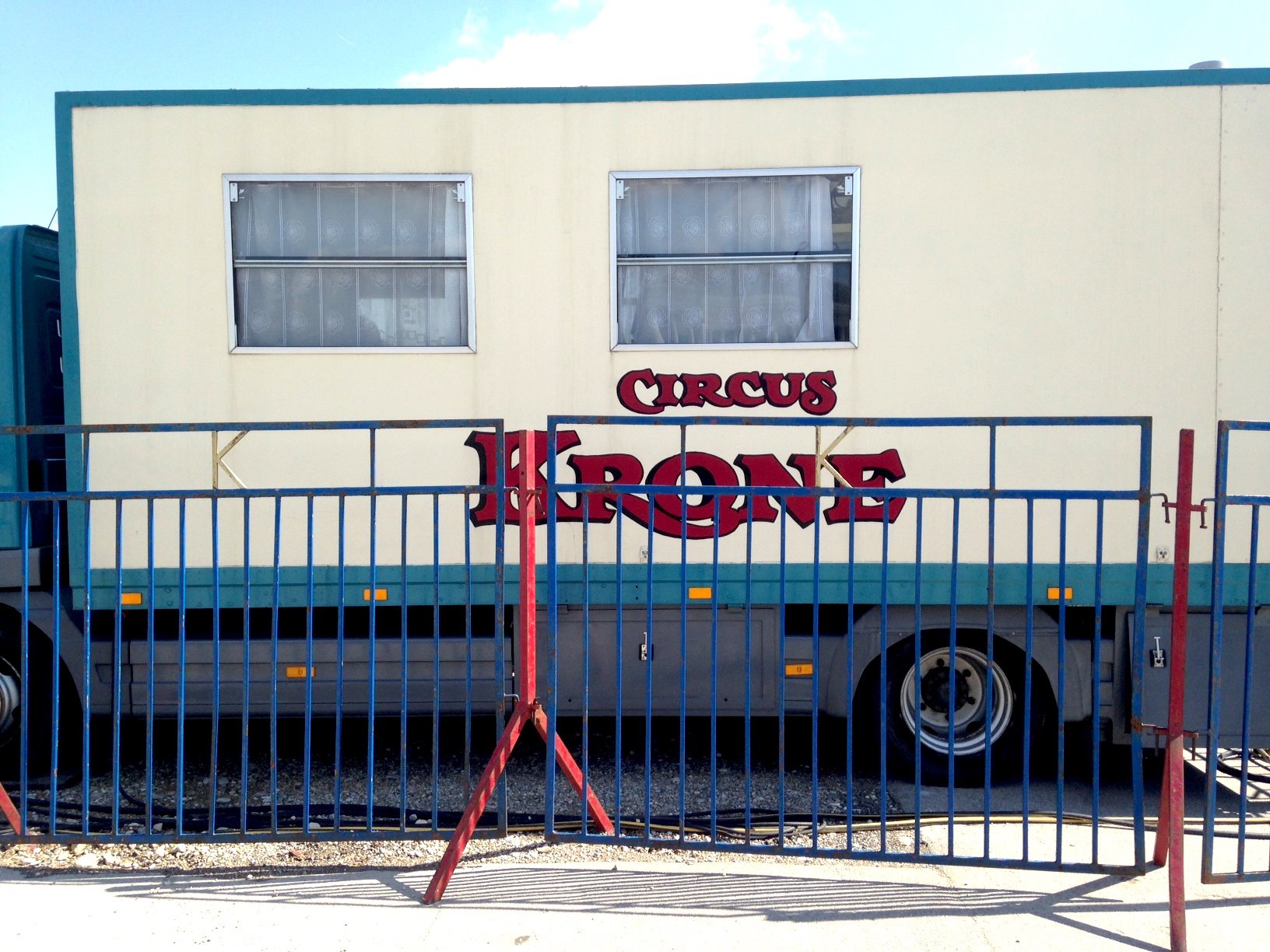 trailer_circus_krone