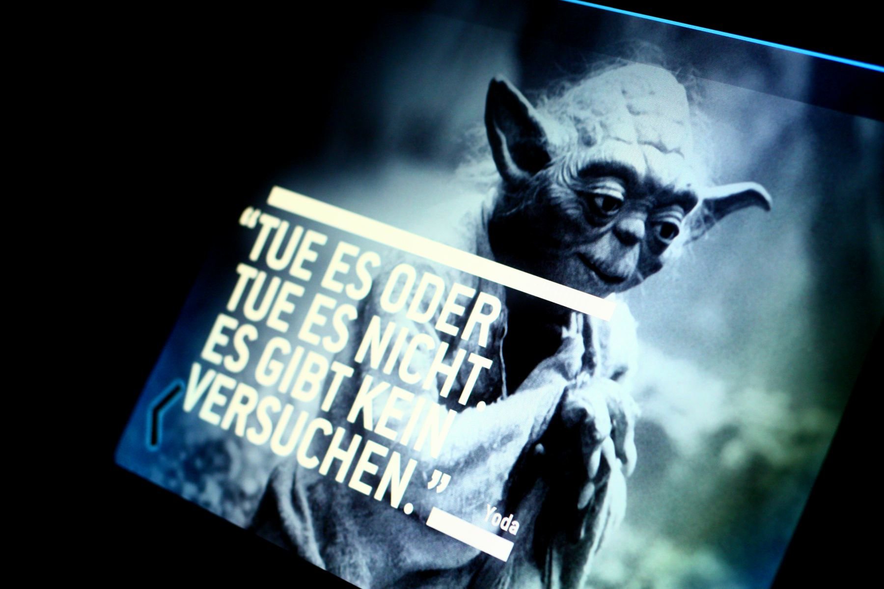 Möge die Farbe mit dir sein: Star Wars Mandalas zum Ausmalen – Entspannung und Macht für Jung und Alt!