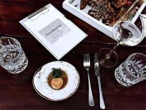 Mucbook: Popup Restaurant Fleischkonsum von Vincent Fricke in München