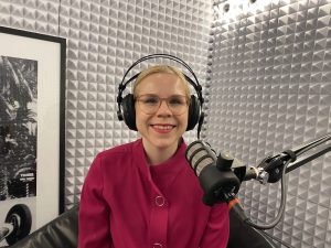 Britta Daffner im Podcast Studio von MUCBOOK