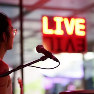 Live-Musikbar am Gasteig: Das „Live/Evil“ bringt Jazz, Indie und elektronische Musik unter ein Dach