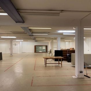 Mehr Raum für Kunst: Die große Halle im KICKOFF wird zur offenen Atelierfläche